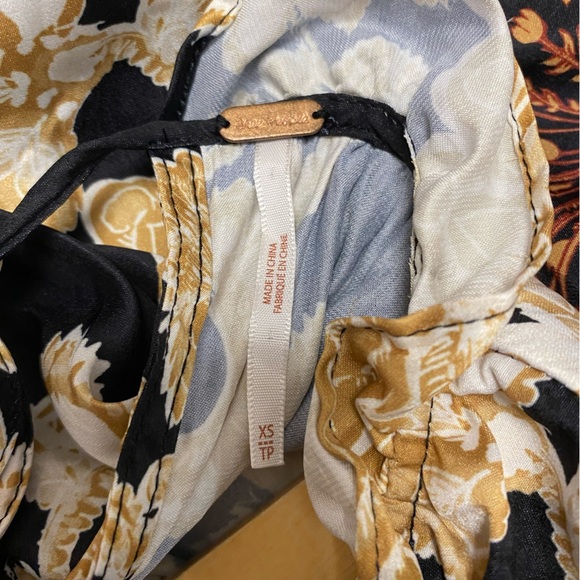 Free People Rhythm In The Night Tunic OB1600230 Satin Printed Ruffles Keyhole - Picture 11 of 11